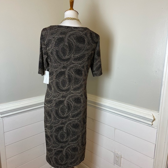 LuLaRoe Sparkly Gold Metallic, Black & White Julia Dress L FREE SHIP - Picture 3 of 5